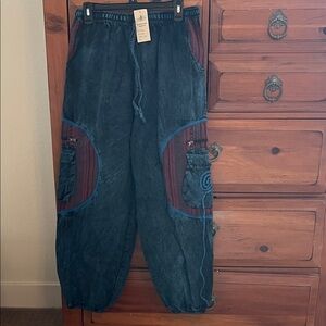 Kathmandu Blue and Burgundy Cargo Pants NWT